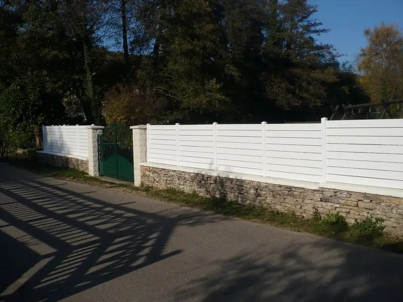 cloture horizontale PVC plastic line